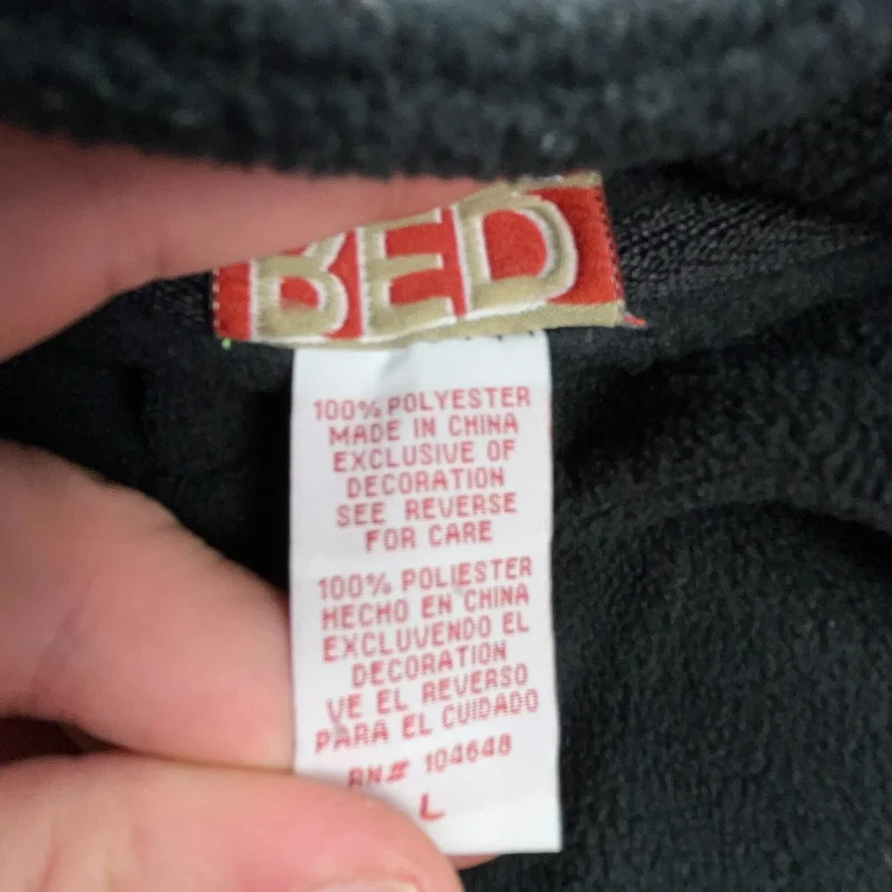 Red Oak Direct includes item